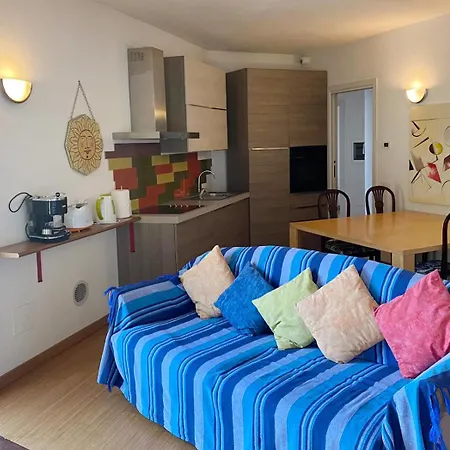 The Duplex - Big With Terraces *