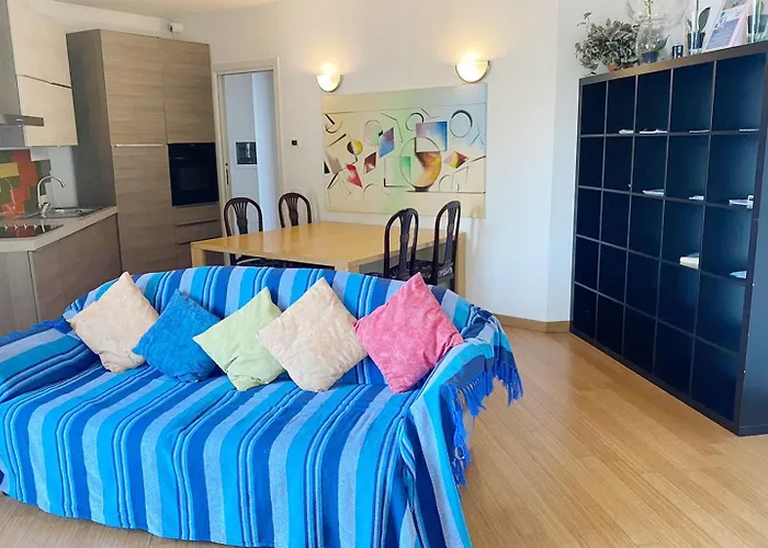 The Duplex - Big With Terraces