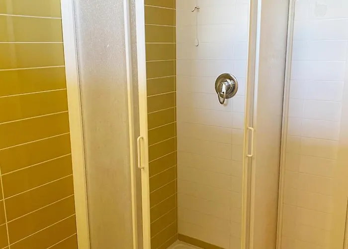 The Duplex - Big With Terraces