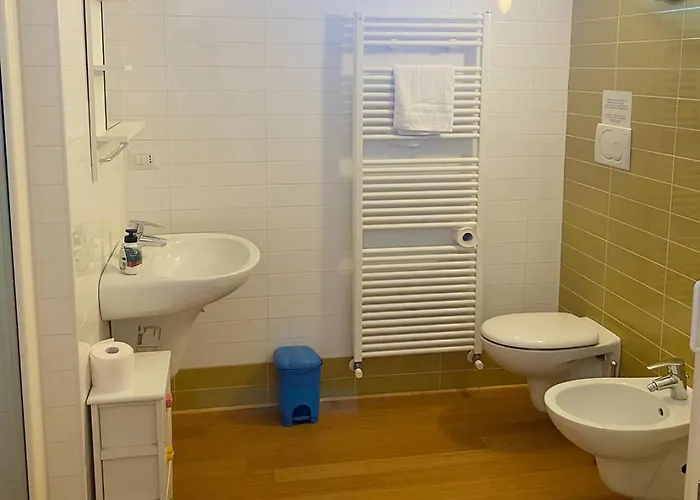 The Duplex - Big With Terraces *