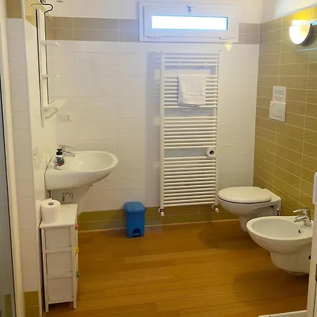 The Duplex - Big With Terraces *